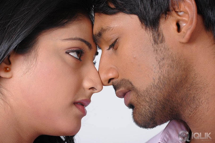 Abbai Class Ammayi Mass